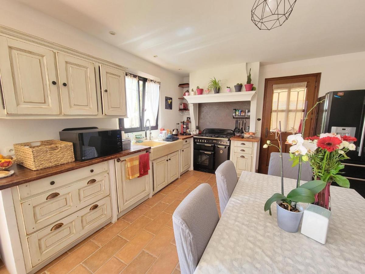 Villa Tropez Chambres D'Hotes Le Luc Zewnętrze zdjęcie
