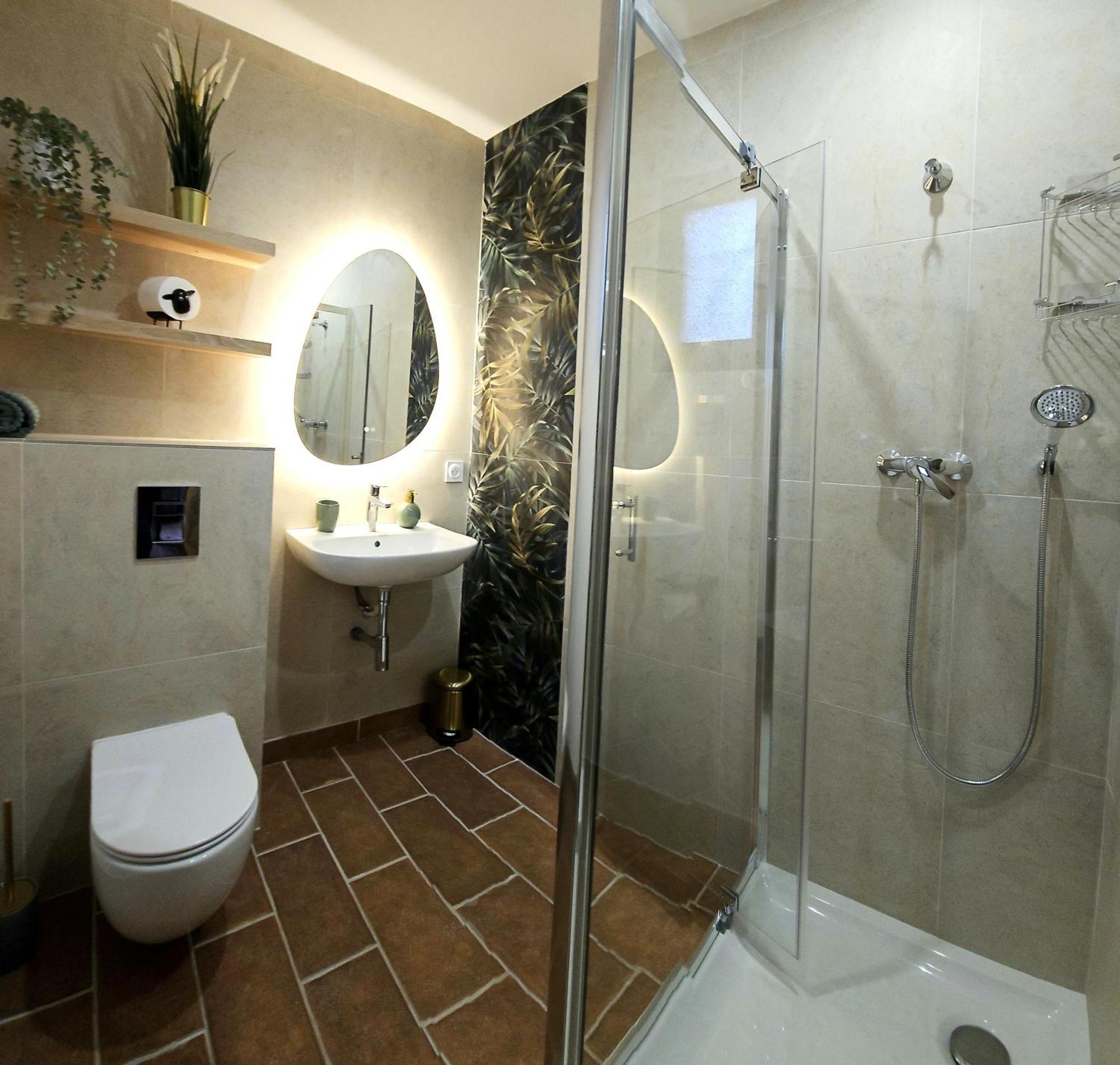 Villa Tropez Chambres D'Hotes Le Luc Zewnętrze zdjęcie